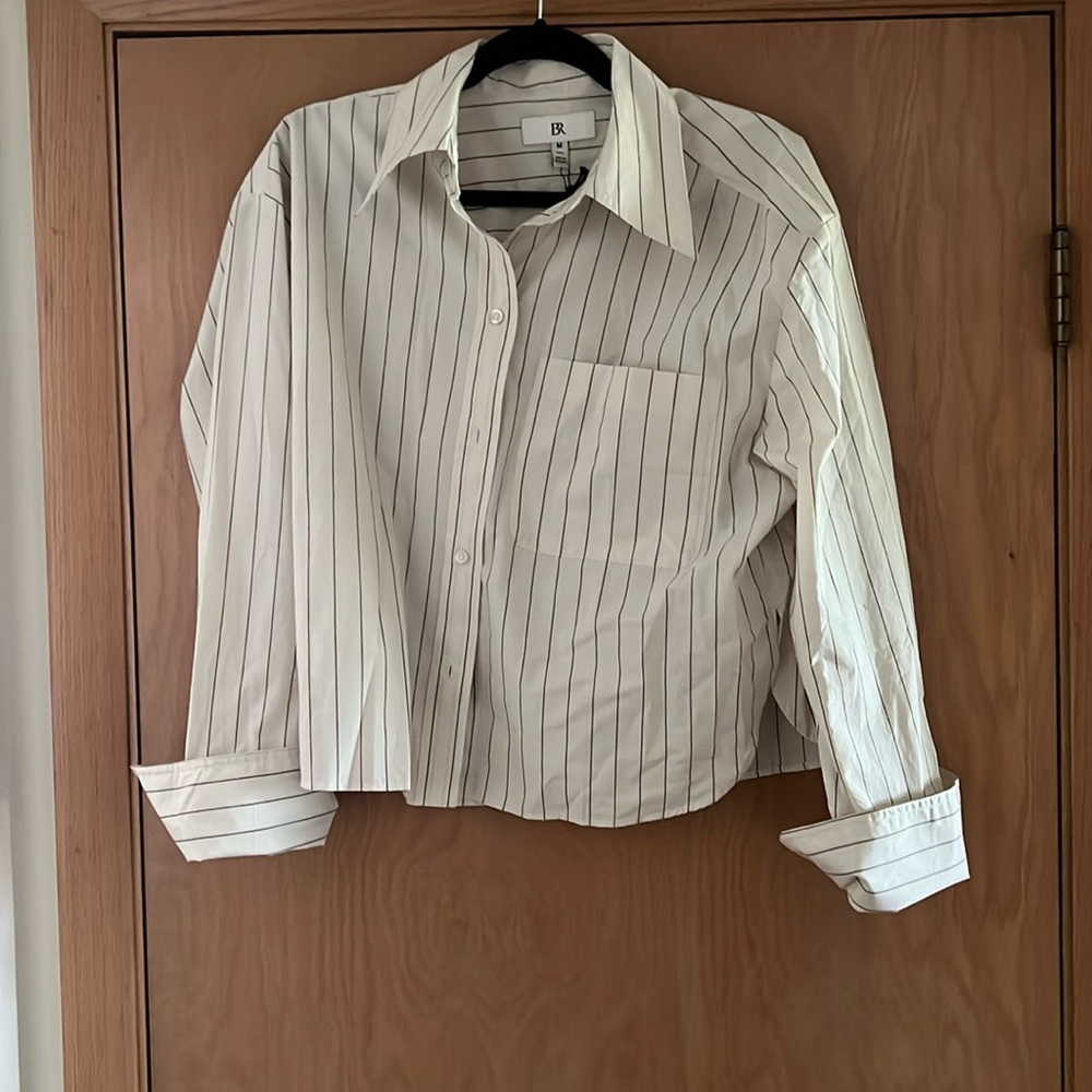NWT - Banana Republic Cropped Boxy Button Up - Tall - Medium